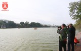 Rà soát mặt đáy hồ Hoàn Kiếm, trước khi tiến hành nạo vét bùn